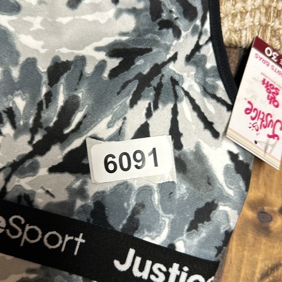 Justice size 30 sports bra set of 2 removable pads seamless pullover girls - Picture 2 of 5